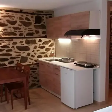 Marianthi's Stone House- Studio2